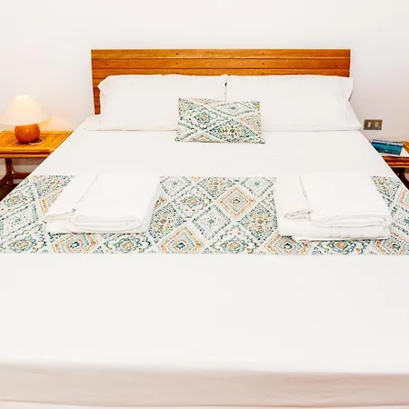 - Casa Capo Falcone - By Faendho Prázdninový dům *