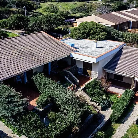 - Casa Capo Falcone - By Faendho Prázdninový dům Stintino