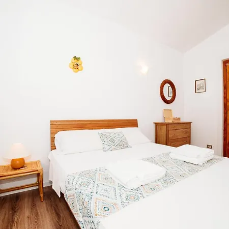 - Casa Capo Falcone - By Faendho Prázdninový dům Stintino