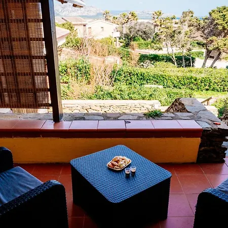 - Casa Capo Falcone - By Faendho Prázdninový dům *